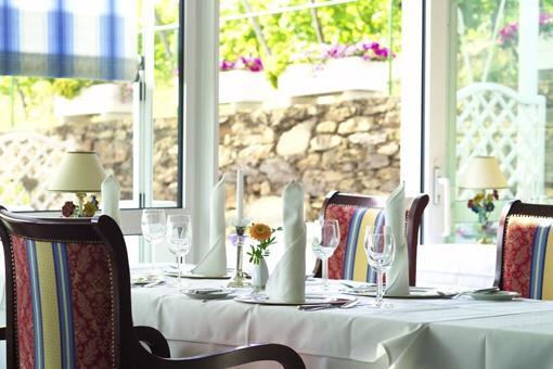 Panorama Hotel Und Restaurant Schlossberg Alzenau in Unterfranken Exterior foto